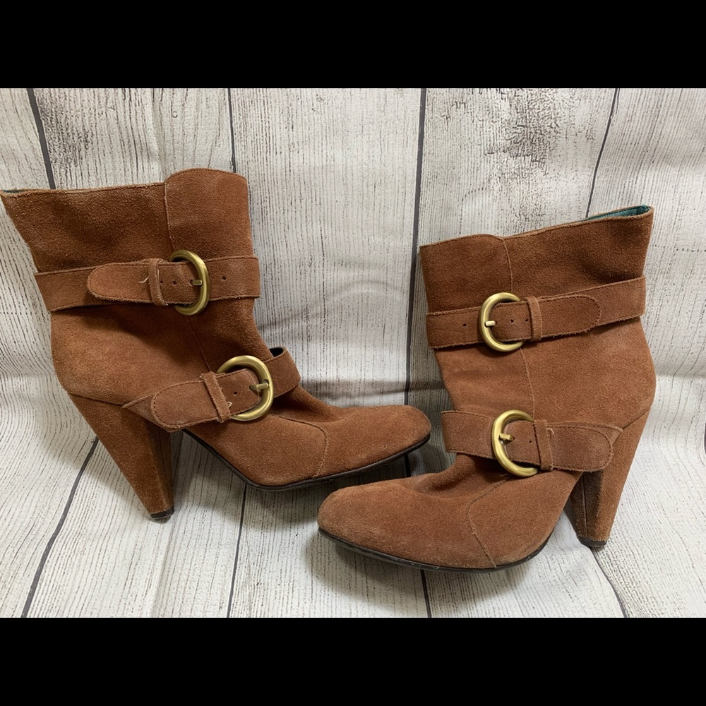 Pink Studio Women’s Brown Suede Leather Boots with Buckles Size 8 1/2